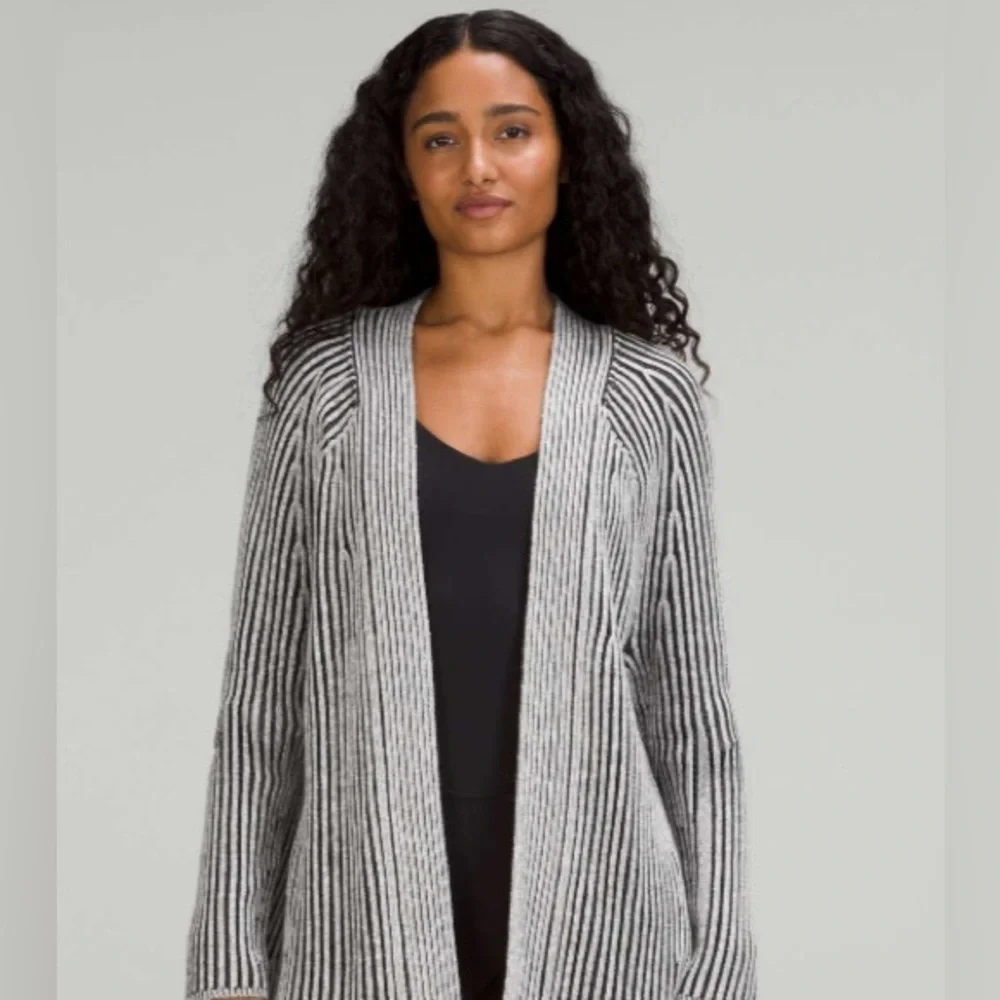 Womens Lululemon Cotton-Cashmere Blend Sweater Wrap size 6